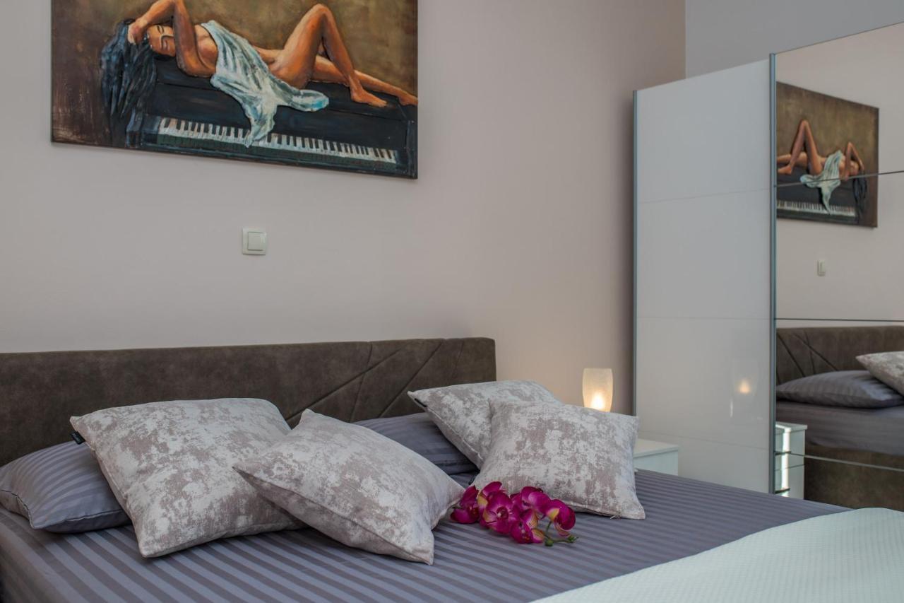 Luxury Apartments Tafra Lokva Rogoznica Exterior photo